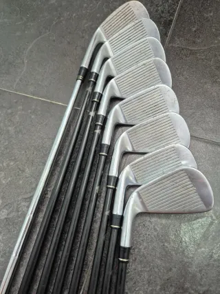 Set de Palos de Golf Taylor Made ..
