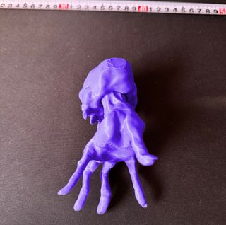 Figura Mano Medievil para Pintar