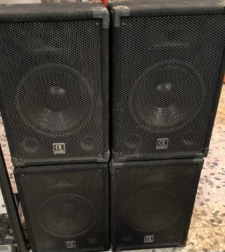 4 altavoces Audiophony negros