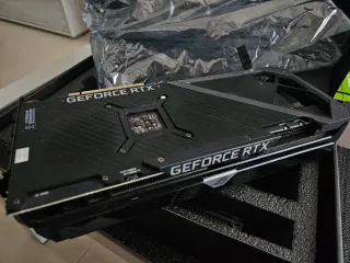 ASUS RTX 3070 Tarjeta Gráfica Triple Ventilador