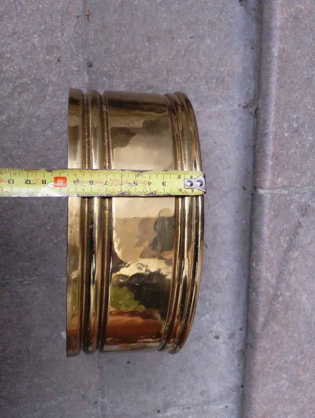 Portavasi in ottone vintage