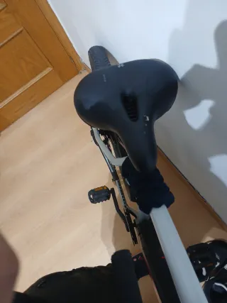 Bicicleta Eléctrica Blanca