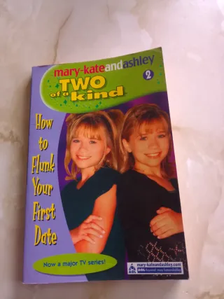 Cuentos infantiles y de actividades con pegatina