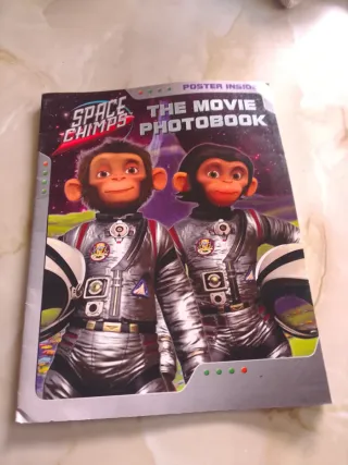 Cuentos infantiles y de actividades con pegatina