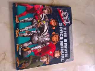 Cuentos infantiles y de actividades con pegatina