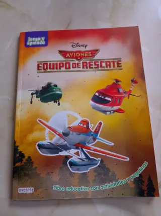 Cuentos infantiles y de actividades con pegatina