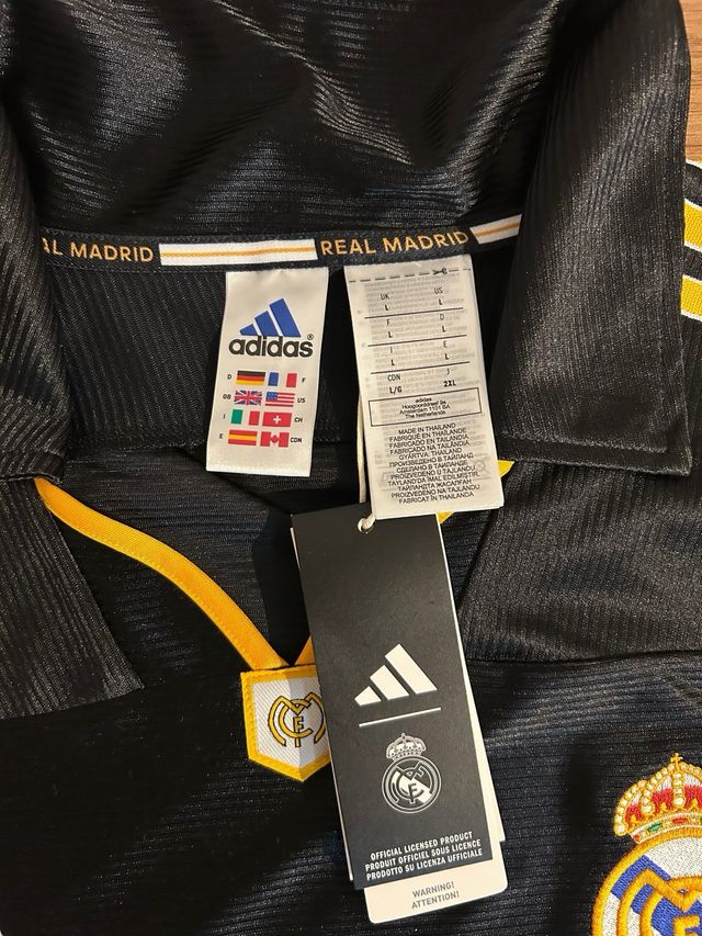 Camiseta Real Madrid Adidas Negra Dorada