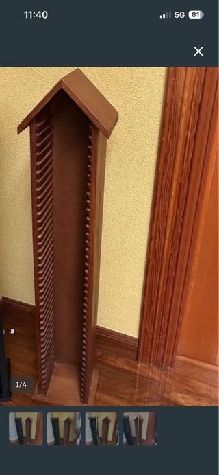 Mueble para CDs de madera