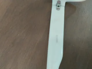 Gafas de sol blancas y marrones