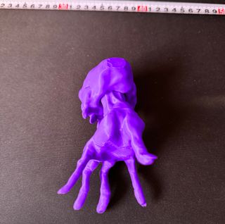 Figura Mano Medievil para Pintar