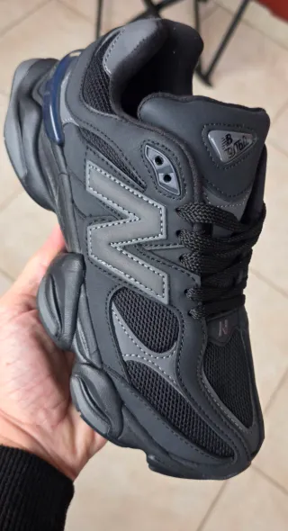 New Balance 9060 Scarpe  Tg. 39