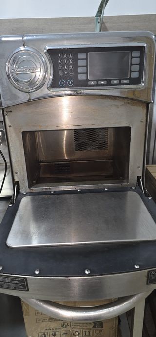 Horno de Cocción Rápida Profesional