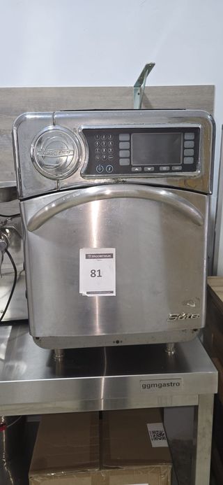 Horno de Cocción Rápida Profesional