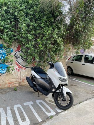 Flamante Yamaha NMAX 125cc 2024 Blanca