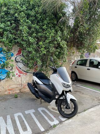 Flamante Yamaha NMAX 125cc 2024 Blanca