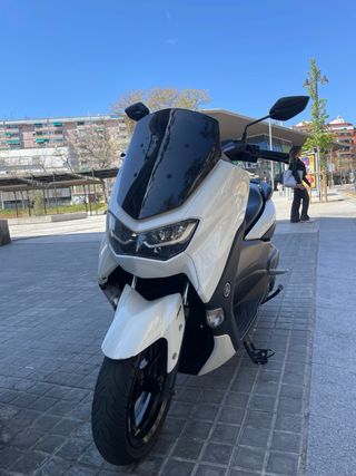 Flamante Yamaha NMAX 125cc 2024 Blanca