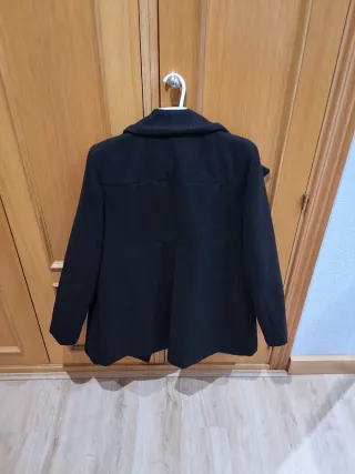 Abrigo negro elegante Mango