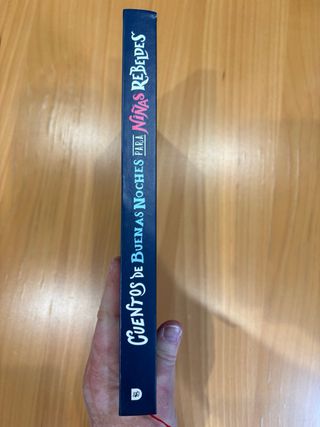 Cuentos de buenas noches para niñas rebeldes: 1...