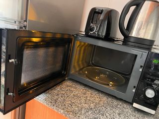 Microondas Candy Negro