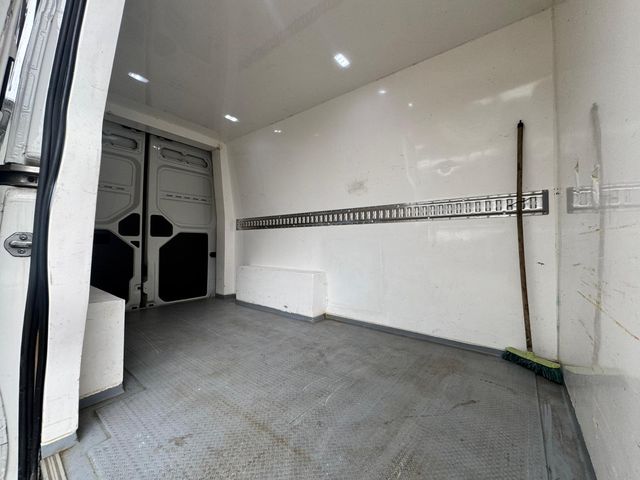 Volkswagen Crafter Furgon ISOTERMO L3H3 2.0TDI 140