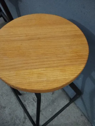 Banqueta regulable madera y metal