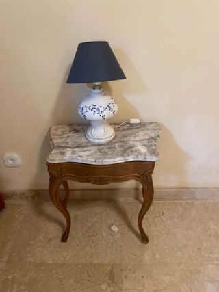 Coppia di Comodini Stile Luigi XV con Marmo