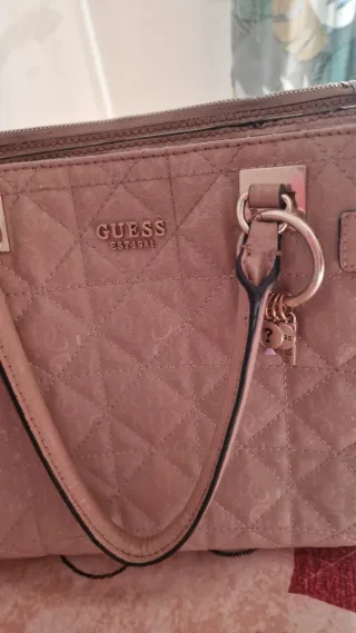 Bolso de vestir beige y marrón