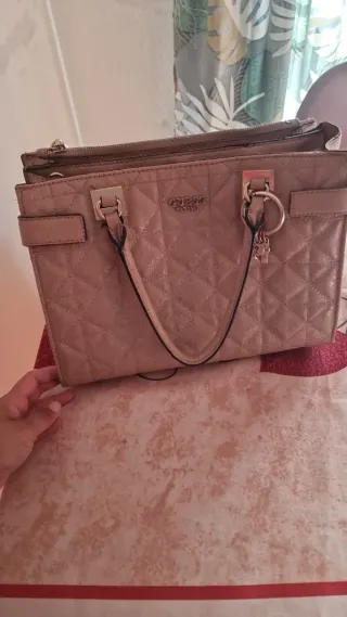 Bolso de vestir beige y marrón