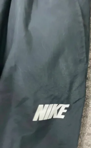 ¡¡OFERTA!! Talla M Pantalón Nike Impermeable