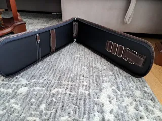 Portacorbatas de piel marrón