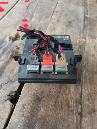 Módulo Control Motor Audi