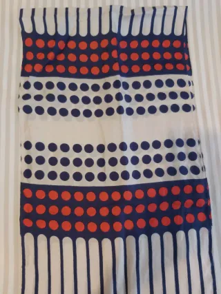 Pañuelo de seda estampado