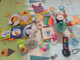 Set di giocattoli per neonati Montessori