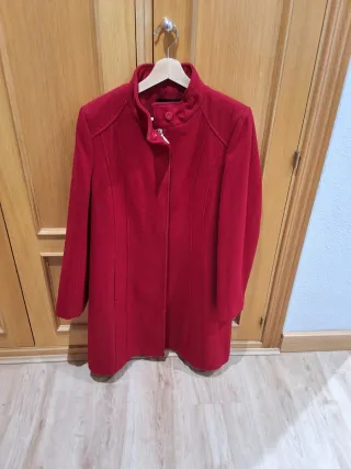 Abrigo Tintoretto Rojo Talla 44