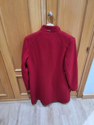Abrigo Tintoretto Rojo Talla 44