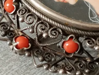 Antiguo broche y colgante plata 800 y coral