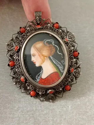 Antiguo broche y colgante plata 800 y coral