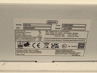 Nevera Eléctrica Portátil Mobicool MCF40