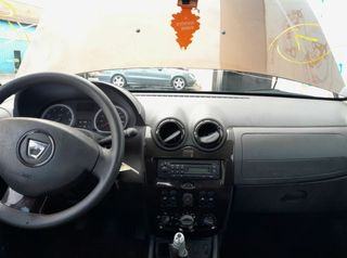 Cuadro instrumentos dacia 1149170 21677499 duster