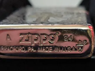 Zippo Original La Santa Biblia Fatto negli Stati Uniti