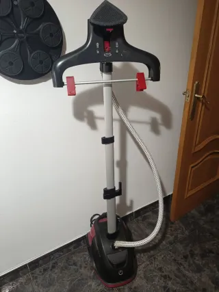 Plancha Vertical Rowenta