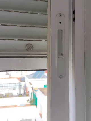 Ventanas de aluminio blanco  A RECOGER ESTA SEMANA