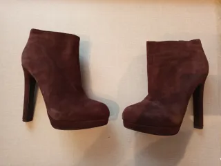 Botines de piel marrones