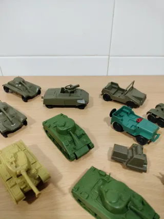 Lote Vehículos Militares Plástico
