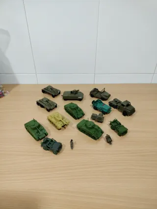 Lote Vehículos Militares Plástico