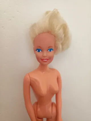 Barbie Tanya anni '90
