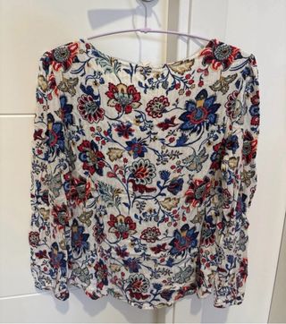 Blusa Springfield flores multicolor