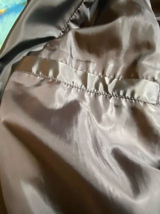 Chaquetón impermeable negro T. 48-50