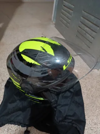 Casco Moto LS2 Jet Negro/Amarillo. Talla M.