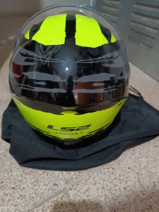 Casco Moto LS2 Jet Negro/Amarillo. Talla M.